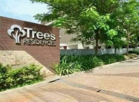 Trees Residences 1 Bedroom Unit T21 by HerGura PMS Apartment hotel in Quezon City