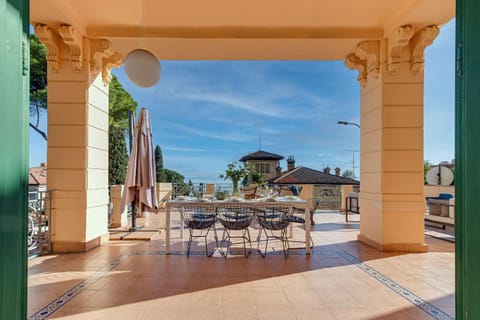 View (from property/room), Balcony/Terrace