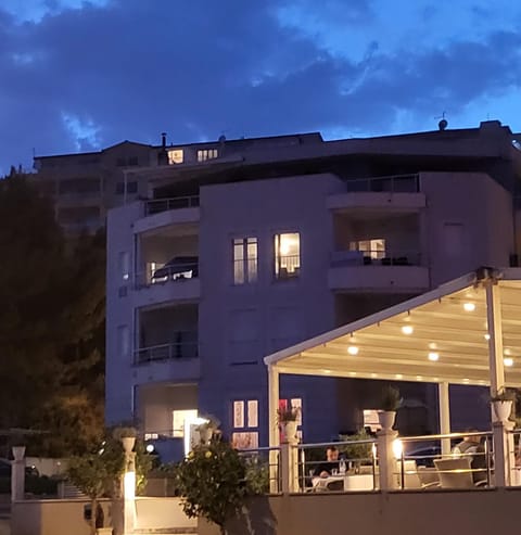 Adela Apartments Žnjan Split Condo in Split