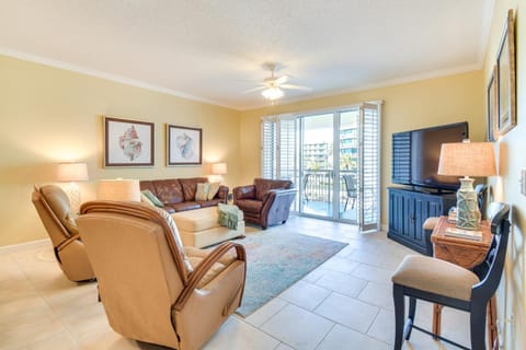 Waterfront Orange Beach Condo with Bayside Balcony! Apartment in Orange Beach