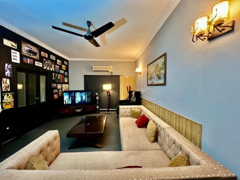 Luxury Family Apartment Bed and Breakfast in Islamabad