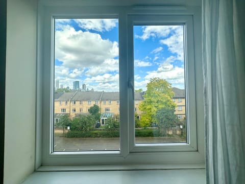 River views from Canary Wharf Apartment in London Borough of Lewisham