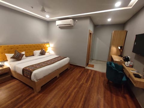 HOTEL SDS GRAND Hotel in Varanasi