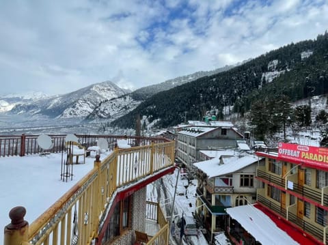Hotel Hamta View Manali !! Top Rated & Most Awarded Property in Manali !! Location de vacances in Manali