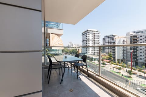 O&O Group - Luxury Tower/parking/Shopping Mall/2BR Apartamento in Tel Aviv District