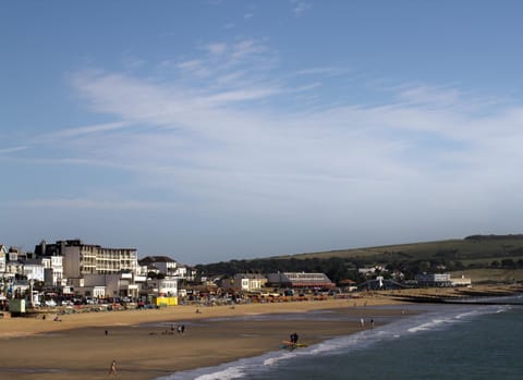 Neighbourhood, Beach, Sea view