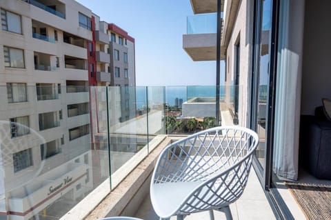 Luxury Bellagio 303 with Sea Views and Inverter Condo in Umhlanga