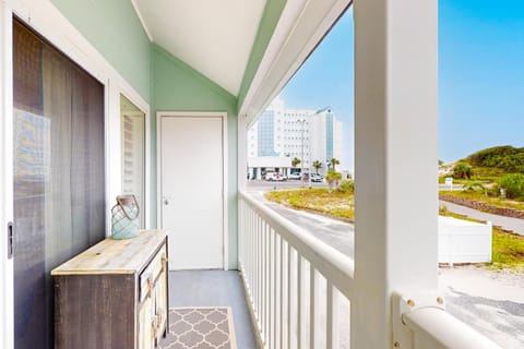 Sand Dollar W202 Apartment in Pensacola Beach