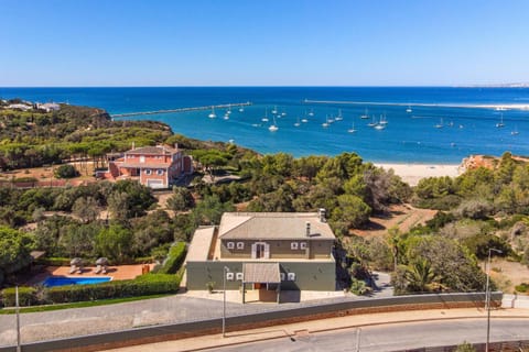 Property building, Bird's eye view, Beach, Pool view, Sea view, Swimming pool