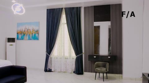 Favourite Luxury 2 Bedroom Apartment Condo in Lagos