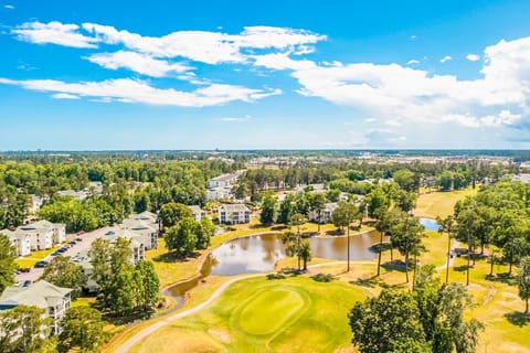 Beach & Golf Getaway Condominio in Carolina Forest