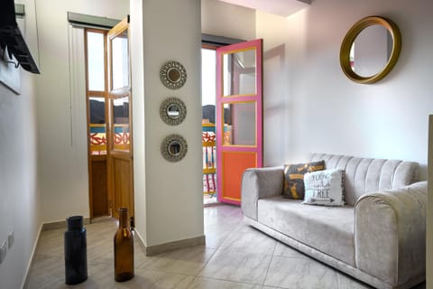 Apartamento 401 - Terraza con Jacuzzi - 3 Habitaciones - Rentas Cortas Gerencial Apartment in Guatapé