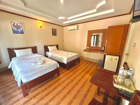 โรงแรมแสงทองรีสอร์ท Hotel in Vientiane Prefecture, Laos