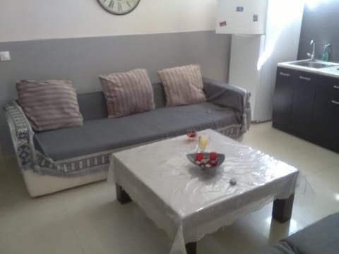 Στουντιο ένα βήμα από το κέντρο. Apartment in Volos