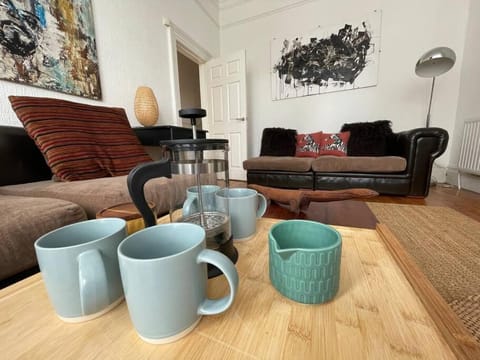 Coffee/tea facilities, Living room