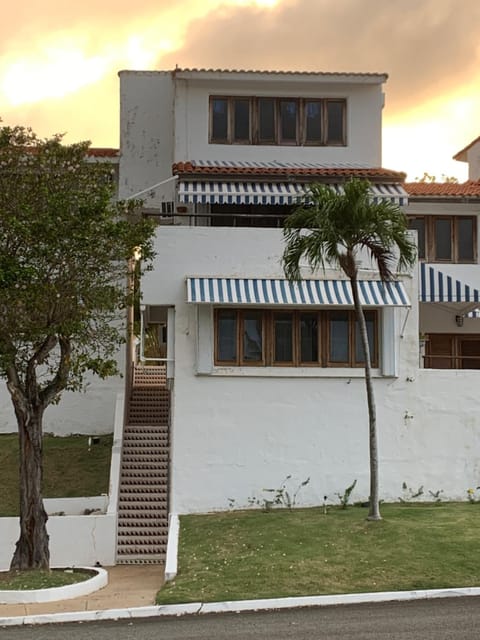 Villa Rustica Poolside spectacular resort and golf views Eigentumswohnung in Rio Grande
