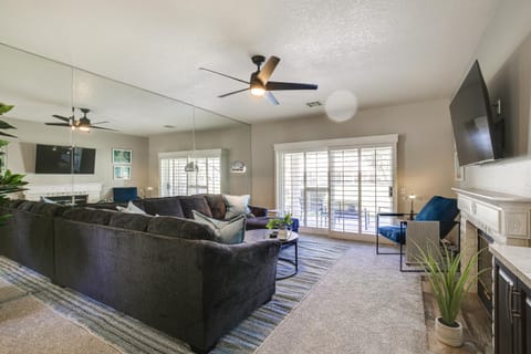 Beautiful Palm Desert Townhome with Community Perks! Haus in Palm Desert