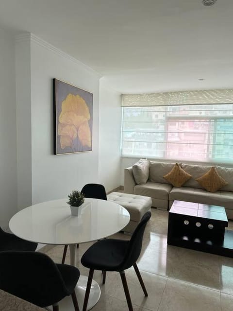11 Lindo apartamento en Puerto Apartment in Guayaquil