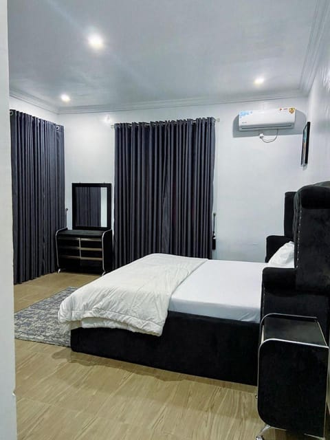 2 bedroom apartment Copropriété in Abuja