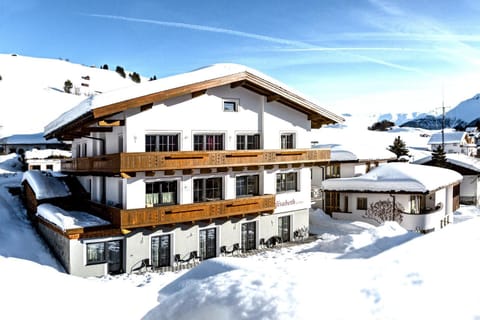 Property building, Winter