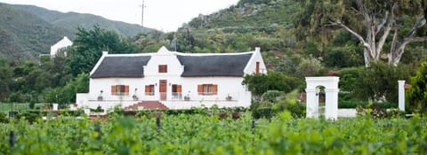 Property building, Nearby landmark, Garden