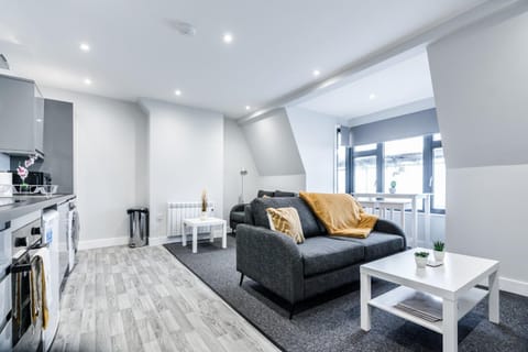 K Suites - Colne House Condo in Lowestoft