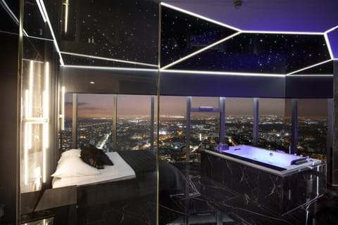 Bed, Night, Bird's eye view, Hot Tub, Bedroom, City view