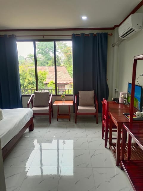 Dokchampa Hotel Hotel in Vang Vieng