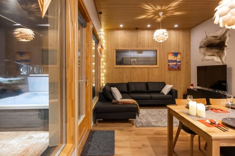 Premium Lapland Villa with jaguzzi Chalet in Rovaniemi