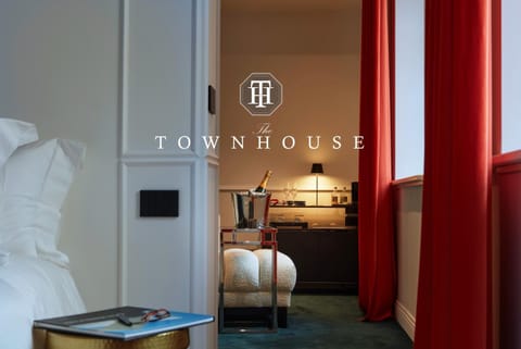 Bedroom, room service, VIP