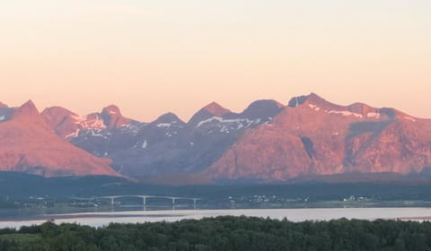 Natural landscape, Landmark view, Mountain view