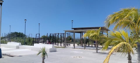 Beach Apartment Amazing Location Rooftop Terrace-downstairs Appartement in Progreso