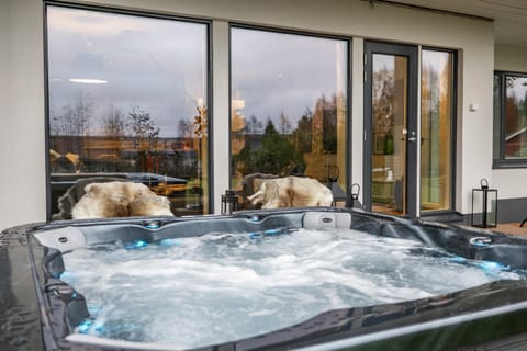 Hot Tub, Hot Tub, Open Air Bath