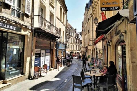 Caen : Cocon moderne et chaleureux à 5mn du Centre Apartment in Caen