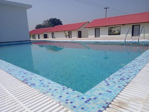 Property building, Swimming pool