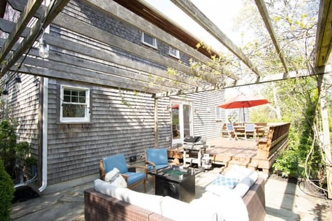 Rudders Cottage House in Vineyard Haven