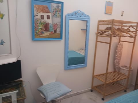 Habitación privada con baño. Vacation rental in Cadiz