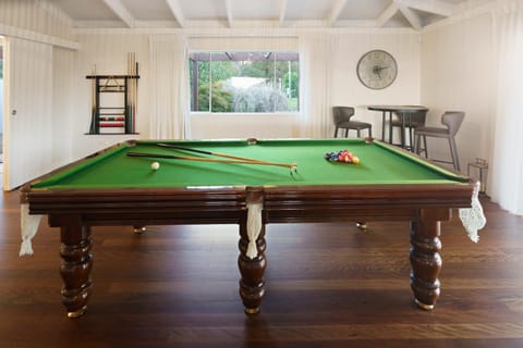 Billiard, Game Room, Evening entertainment