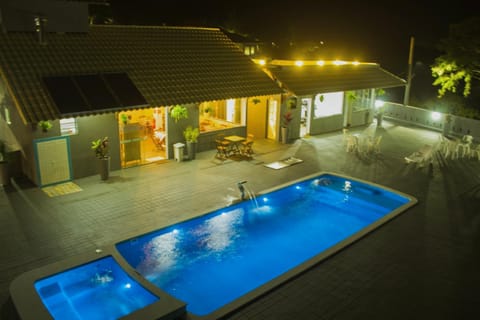 Night, Swimming pool