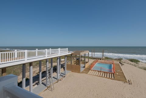 5373 - Wench's Pad 4 by Resort Realty Haus in Kill Devil Hills