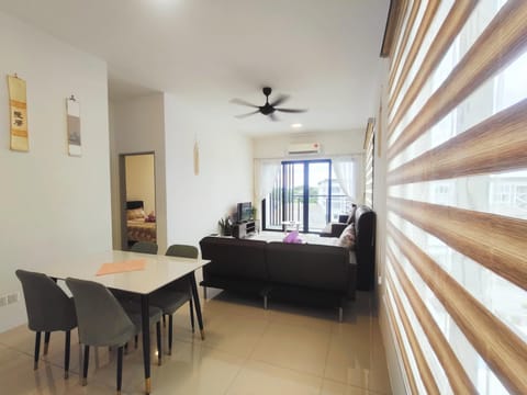 Gem Suites Minimalist 2BR 3beds Entire Apartment Apartamento in Kuching