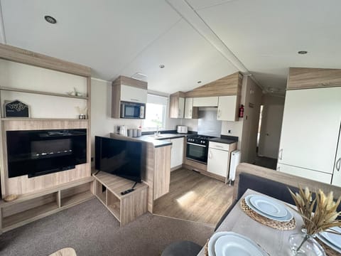 8 Berth Caravan in St Osyth Campground/ 
RV Resort in Tendring District