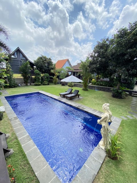 Kubu Di Omo Villas Lodge nature in Kediri