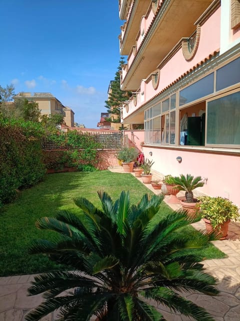 Casa al Mare Condo in Torvaianica