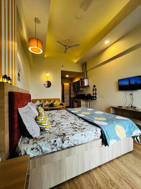 Homestay by Hey Studio's Apartamento in Noida