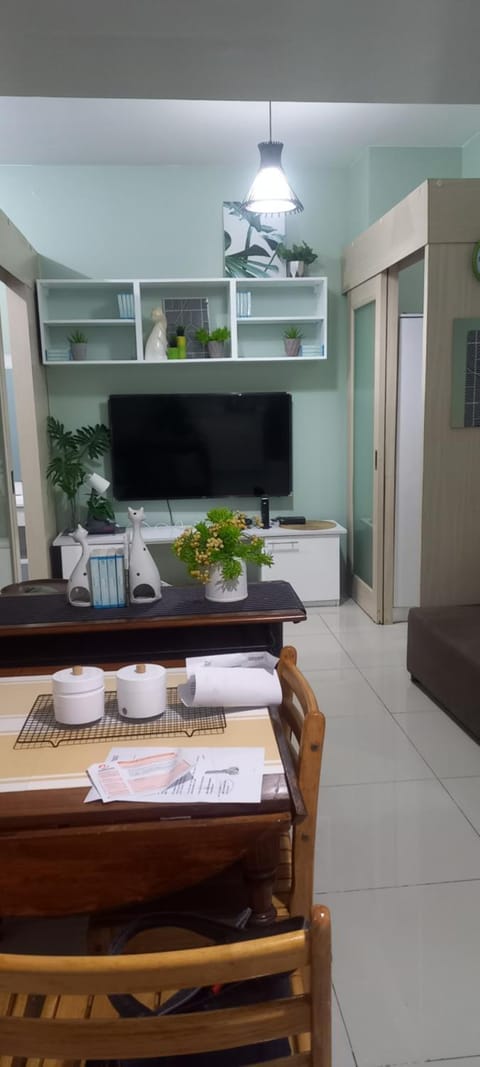 smdc jazz mall 2 combine unit with 3 br Apartment hotel in Makati