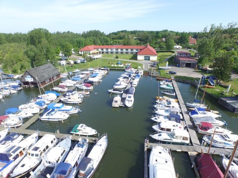 Aparthotel am Heidensee Apartment hotel in Schwerin