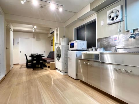 Kitchen or kitchenette, minibar, pet friendly, stove