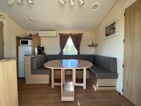 Dining area, minibar, air conditioner