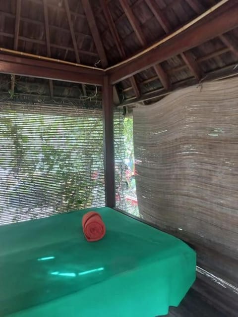 cabane Bornéo et balé japonais Eigentumswohnung in Graveson